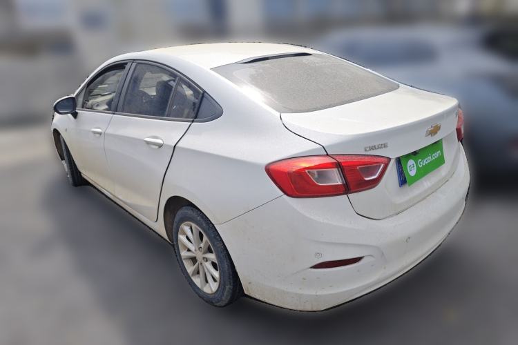 Used Chevrolet Cruze 2017 1.5L Manual Pioneer Edition
