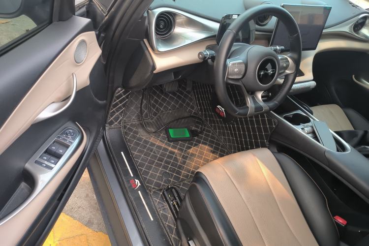 Used BYD Dolphin 2023 420 km Free Version
