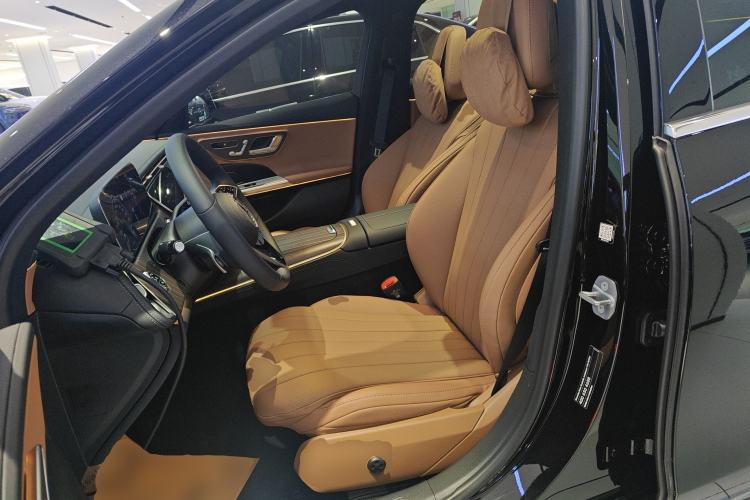 Used Mercedes-Benz E-Class 2025 Facelift E 300 L Fashion Edition
