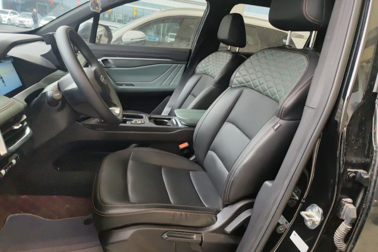 Used Geely Auto Haoyue L 2023 2.0T DCT Luxury Version