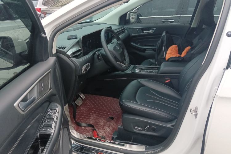 Used Ford Edge 2022 PLUS EcoBoost 245 Four-Wheel Drive Platinum Edition 7-Seater