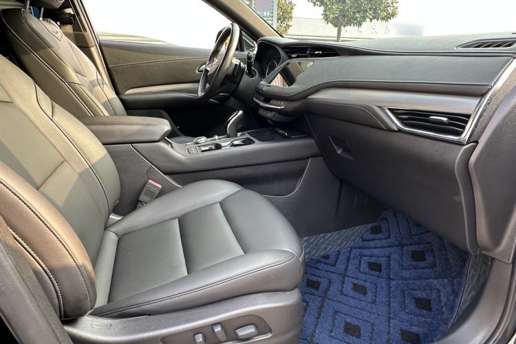 Used Cadillac XT4 2021 28T Two-Wheel Drive Luxury Version
