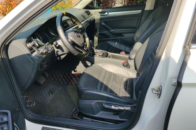 Used Volkswagen Lamando 2017 280TSI DSG Comfort Edition
