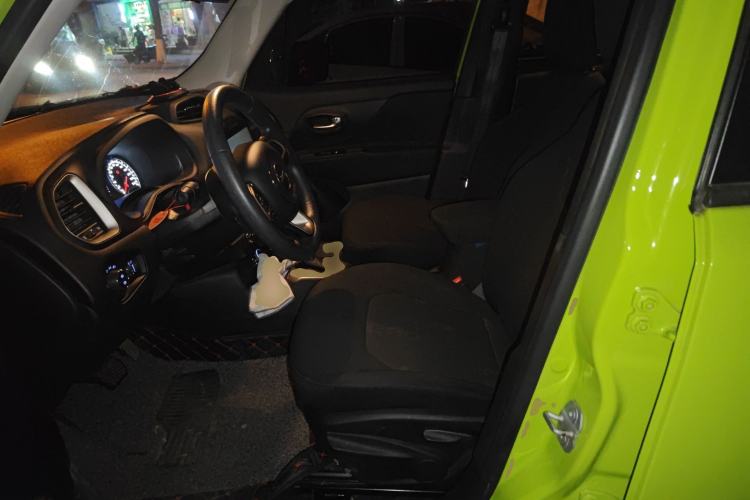 Used Jeep Renegade 2017 180T Automatic High-Energy Version
