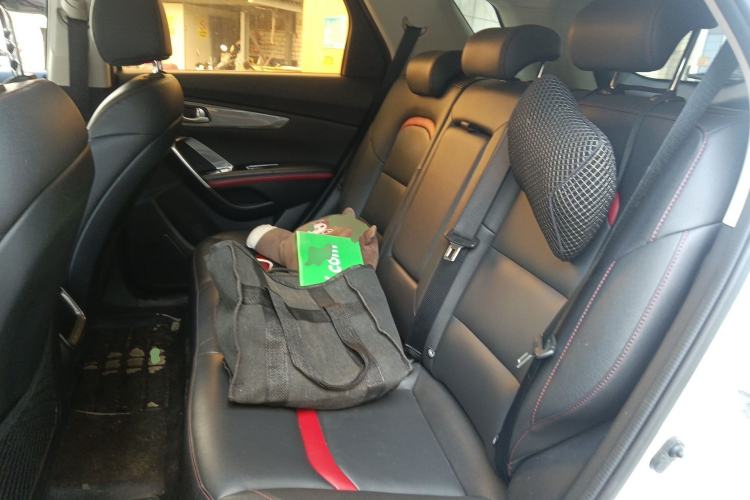 Used CHANGAN CS55 2018 1.5T Automatic Colorful Edition China V Standard
