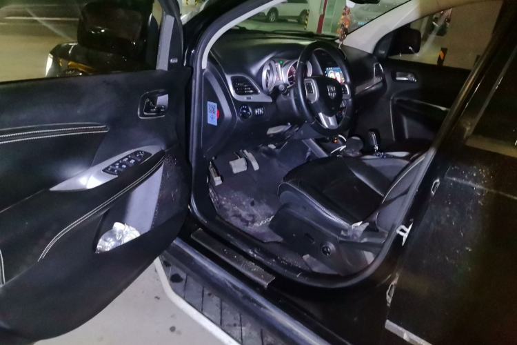 Used Dodge Journey 2013 3.6L Four-Wheel Drive Flagship Edition
