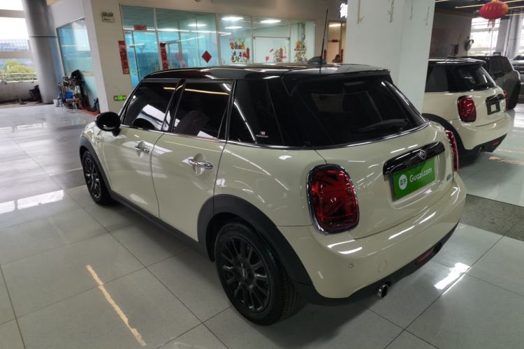 Used MINI MINI 2018 1.5T COOPER Classic Edition Five-Door Version