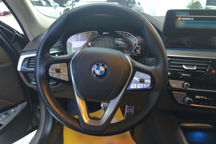 Used BMW 5 Series New Energy 2022 Updated Version 535Le Luxury Package Steering Wheel
