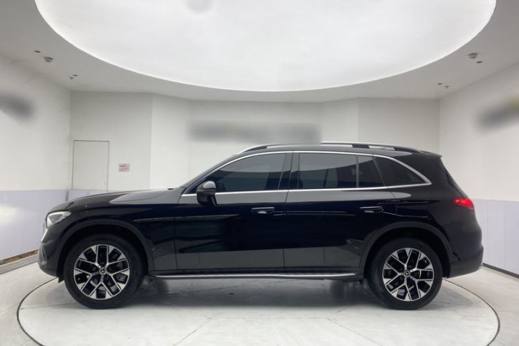 Used Mercedes-Benz GLC 2025 GLC 260 L 4MATIC Dynamic Edition Exterior 3