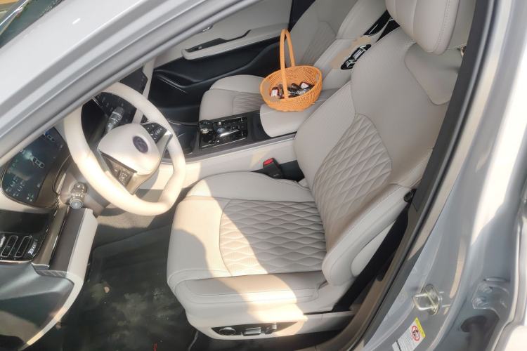 Used BYD Han 2025 DM-i Intelligent Driving Edition 125KM LiDAR Flagship Model
