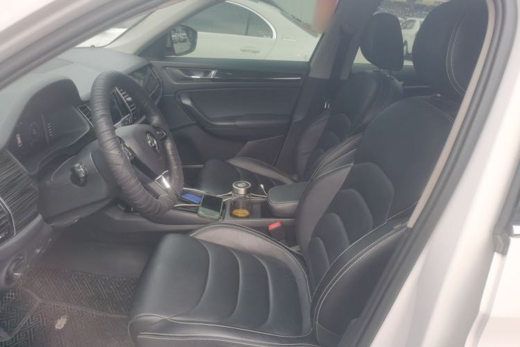 Used Skoda Kodiaq 2019 Facelifted TSI380 7-Seater All-Wheel-Drive Luxury Enjoyment Edition China VI Standard