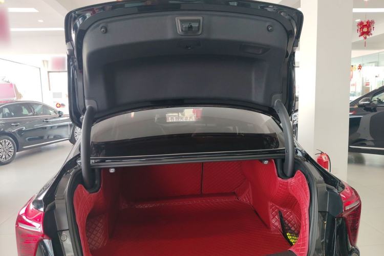 Used Hongqi H5 2023 2.0T Automatic Smart Connect Flagship Edition