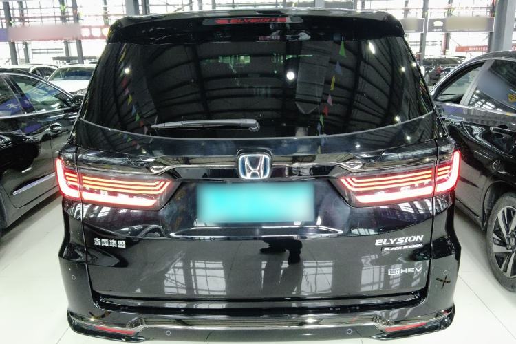 Used Honda Elysion 2024 2.0L eHEV Luxury Edition Rear