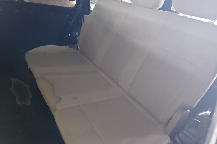 Used FORTHING Lingzhi 2023 M5L 1.6L Base Model 5 Seats Left Rear Seat