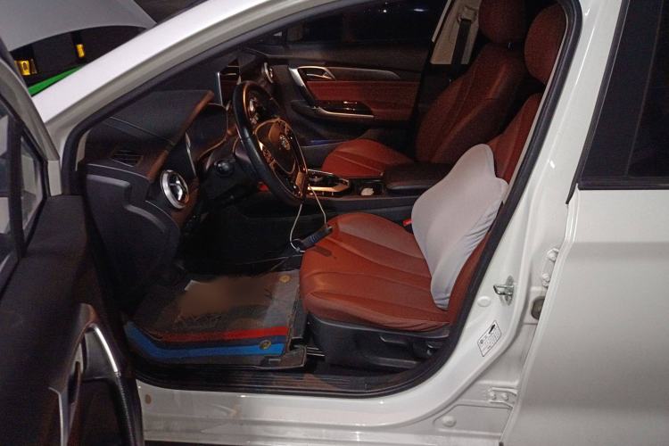 Used BAIC Beijing EU5 2019 R500 Smart Wind Edition