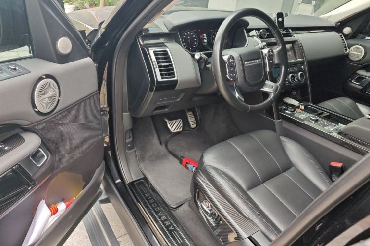 Used Land Rover Discovery 2018 3.0 SC V6 SE Driver Seat