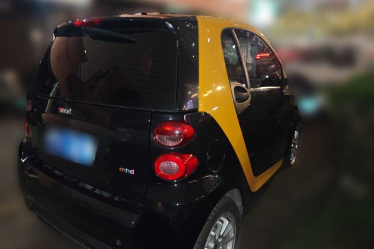 Used smart fortwo 2012 1.0 MHD Hardtop Comfort Edition Rear Right 45 Deg