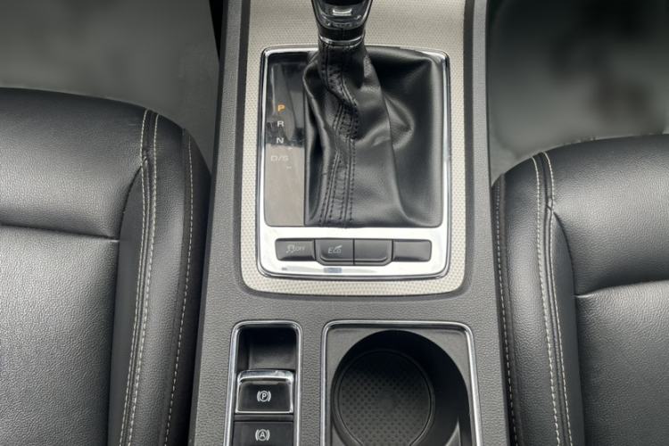 Used Roewe i6 2018 20T Automatic Internet Smart Edition