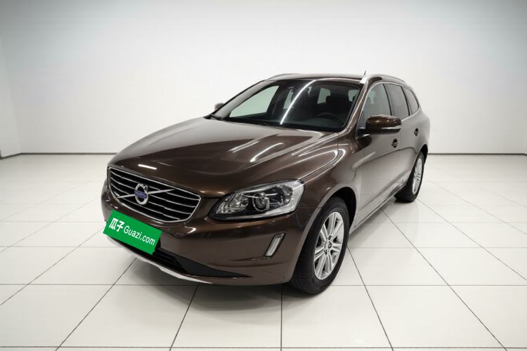 Used Volvo XC60 2017 T5 AWD Smart Range Edition Front Left 45 Deg