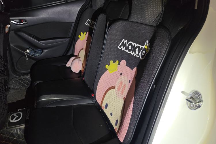 Used Mazda 3 Axela 2014 Sedan 1.5L Automatic Luxury Model