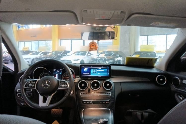 Used Mercedes-Benz C-Class 2019 C 260 L Sport Edition Center Console