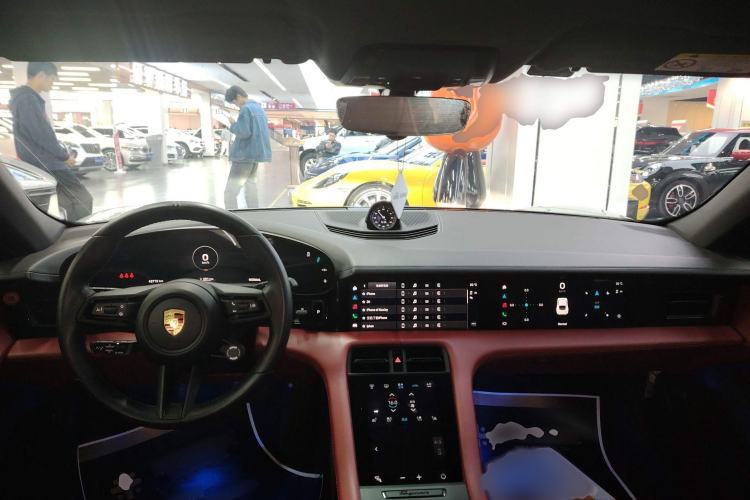 Used Porsche Taycan 2022-Year Updated Taycan
