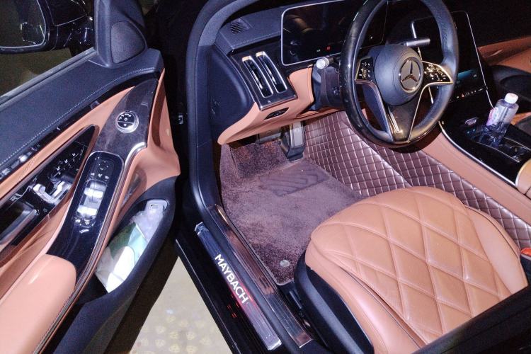 Used Mercedes-Benz Maybach S-Class 2025 S 480 4MATIC Driver Seat