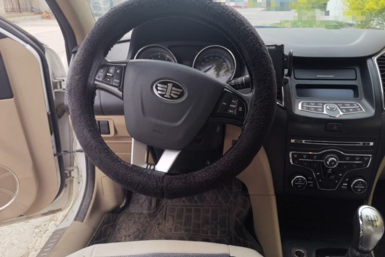 Used Bestune B50 2013 1.6L manual luxury version
