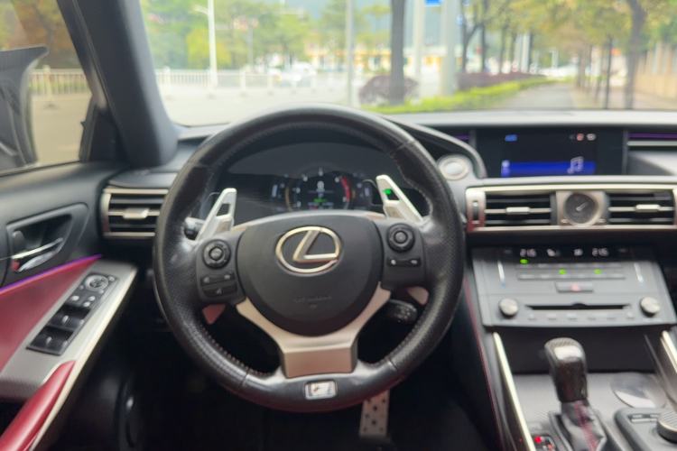 Used Lexus IS 2015 200t F SPORT