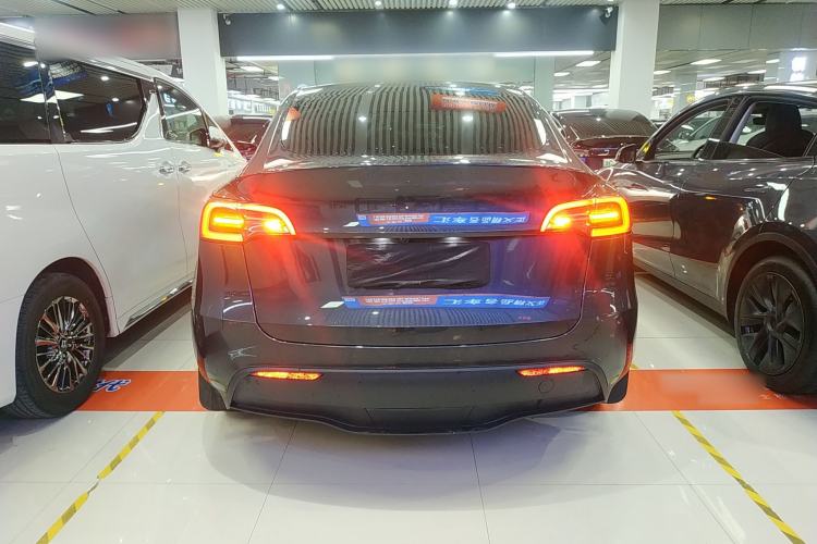 Used Tesla Model Y 2024 Rear-Wheel-Drive Version Rear