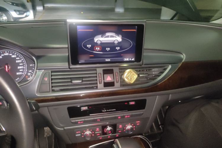 Used Audi A6L 2014 TFSI Standard Model Audio And AC Panel