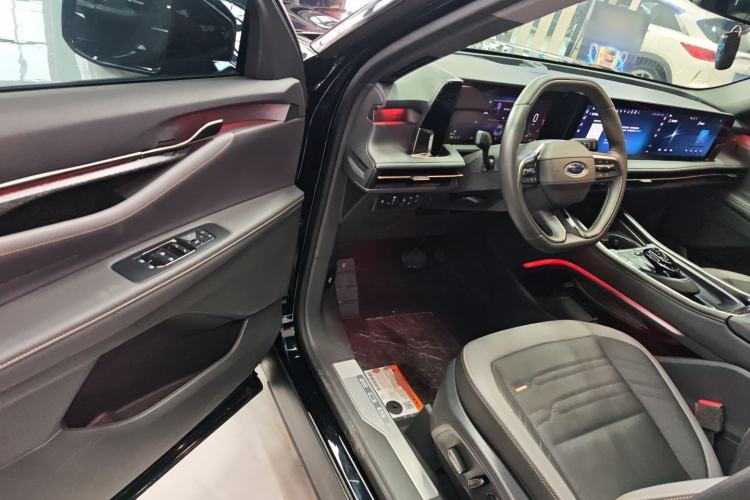 Used Ford Edge 2023 Edge L 2.0T EcoBoost E-Hybrid Four-Wheel Drive Seven-Seat Supreme Model