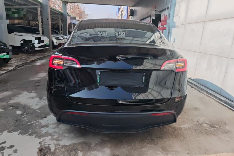 Used Tesla Model Y 2021 Long-Range All-Wheel-Drive Version