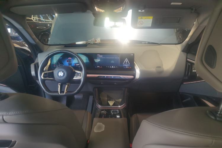 Used BMW X3 2025 xDrive30L Luxury Edition M Sport Package Center Console