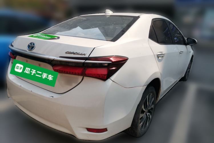 Used Toyota Corolla 2017 Revised Dual-Engine 1.8L E-CVT Leading Edition Rear Right 45 Deg