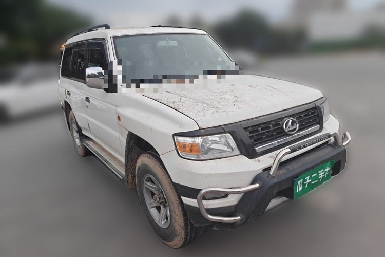 Used Leopaard Q6 2015 2.4L Manual 4x4 Excellence Edition
