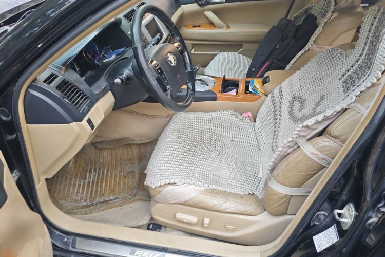 Used Toyota Reiz 2007 2.5S Leather Sunroof Version Left Front Seat