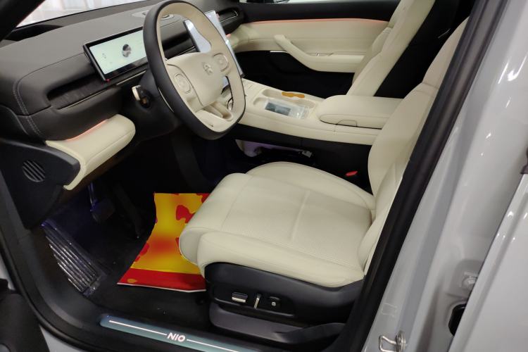 Used Nio ES6 2024 75 kWh Left Front Seat