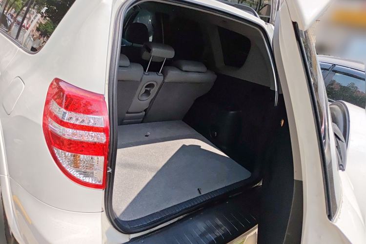 Used Toyota RAV4 2009 2.4L Automatic Luxury Edition
