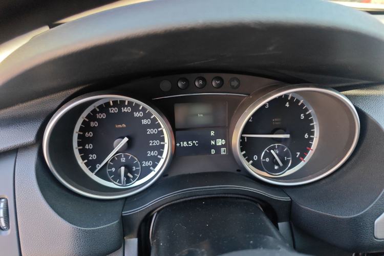 Used Mercedes-Benz R-Class 2014 R 320 4MATIC Business Model
