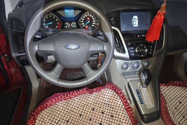 Used Ford Focus 2012 Sedan 1.6L Automatic Comfort Model
