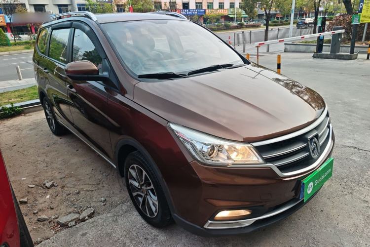 Used Baojun 730 2019 1.5L Manual Fashion Model 7-seater China VI
