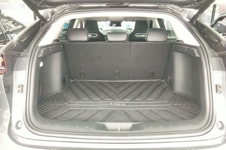 Used CHANGAN UNI-K iDD 2022 Blue Whale iDD 130km 1.5T Excellence Model