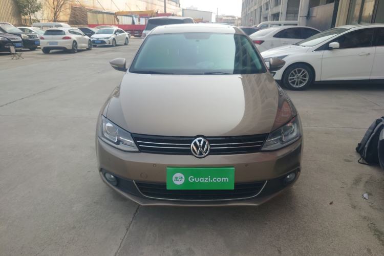 Used Volkswagen Sagitar 2014 Revised Version 1.4TSI Automatic Luxury Edition
