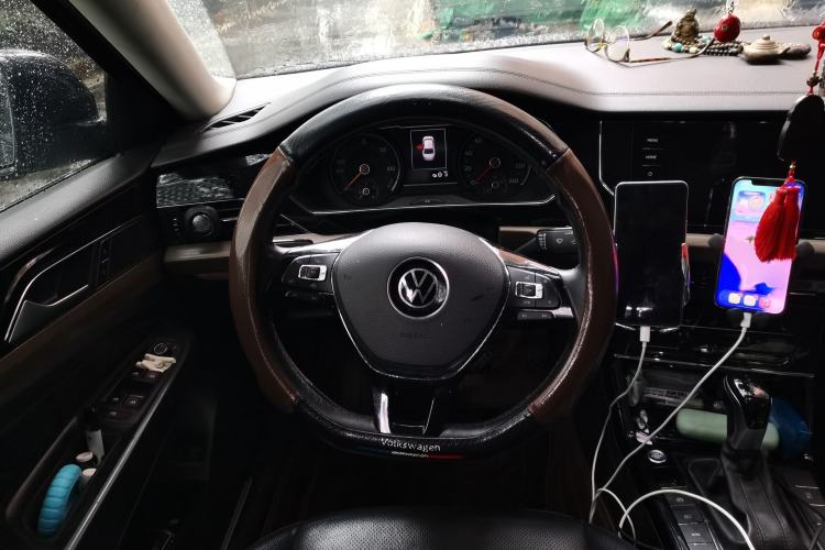 Used Volkswagen Passat New Energy 2020 430 PHEV Hybrid Luxury Edition China VI Standard Steering Wheel