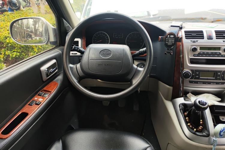 Used Jinbei Grace 2018 2.0L Express Comfort 7-Seater V19