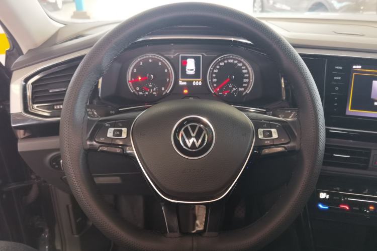 Used Volkswagen Tayron 2020 330TSI Two-Wheel Drive Luxury Smart Connectivity Version Steering Wheel