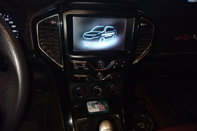 Used Land X8 2015 Explorer Edition 2.0T Diesel 4x2 Luxury Model