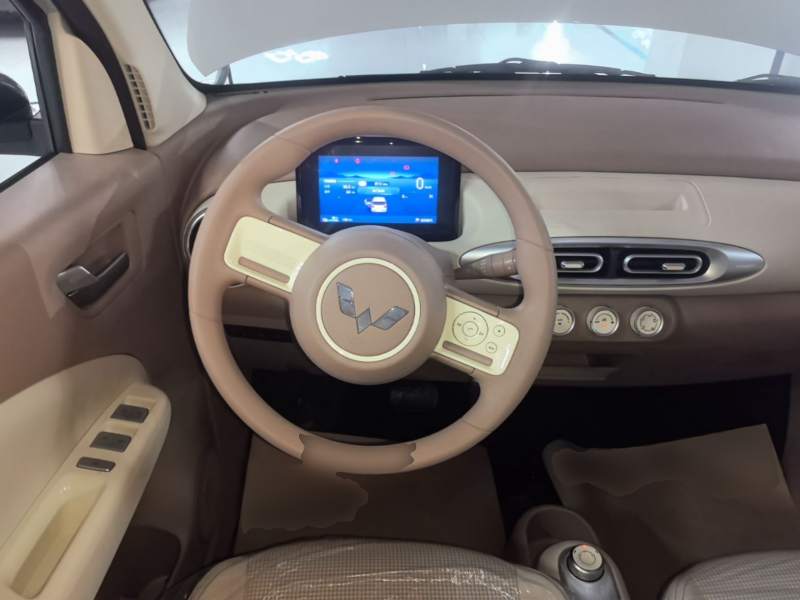 Used Wuling Hongguang MINIEV 2025 Four-Door Version Advanced Edition — 10