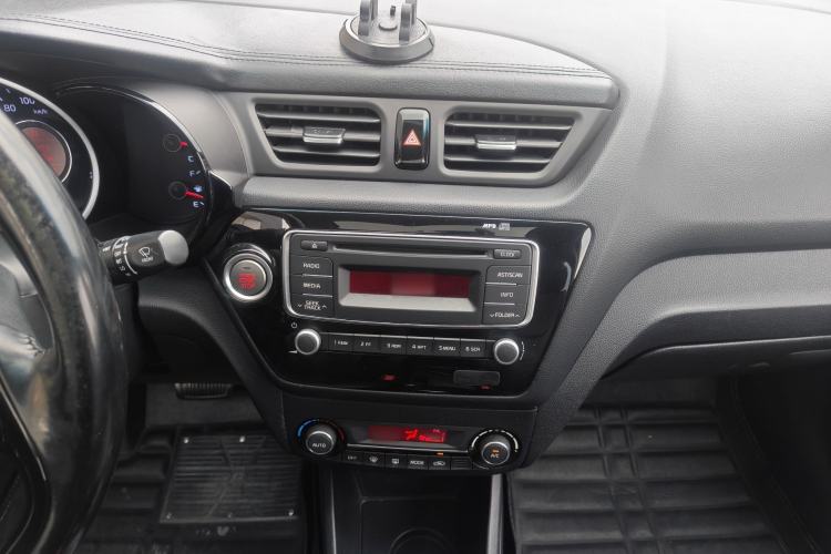 Used Kia K2 2015 Sedan 1.6L Automatic Transmission Premium Audio And AC Panel